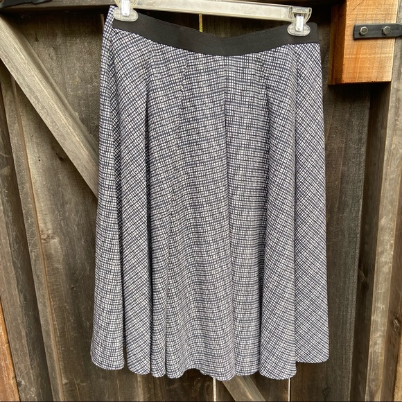 Ranna Gill Midi Skirt - Picture 2 of 5